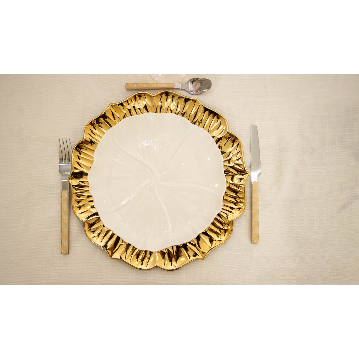 Basisplaat rond 33x33x2 cm goud kunststof