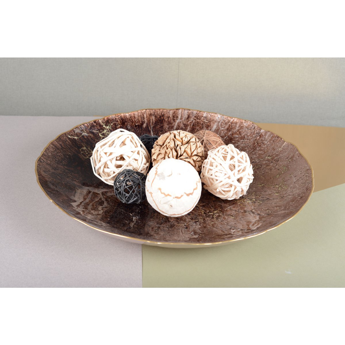 Fruitschaal 50 cm bruin met gouden rand
