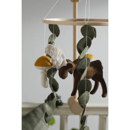 Babymobiel rendier 21,5x40 cm groen bruin wit mosterd