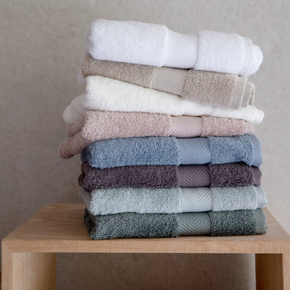 Royal Touch LUX - Misty Pink - 630 gsm - low-twist towel