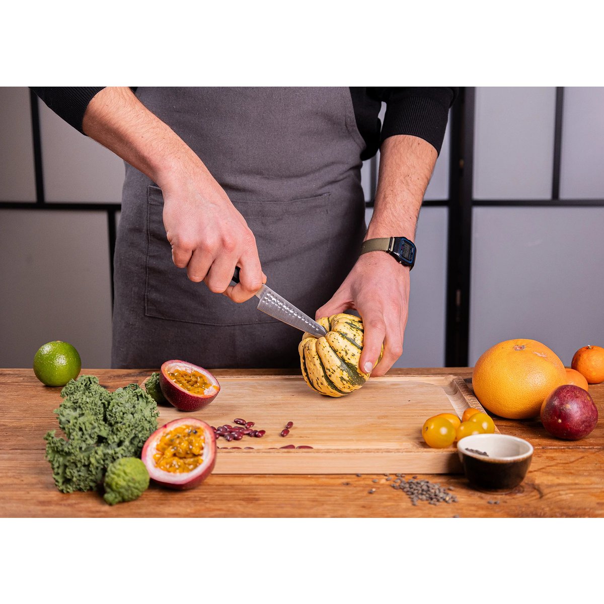 Messen- en keukenaccessoireset - Bunka Complete Set Deluxe (C): 4 messen (Bunka officemes + Bunka Petty + Bunka Santoku + Kiritsuke) + 2 accessoires (100% katoenen oprolmessenzak + aanzetstaal)