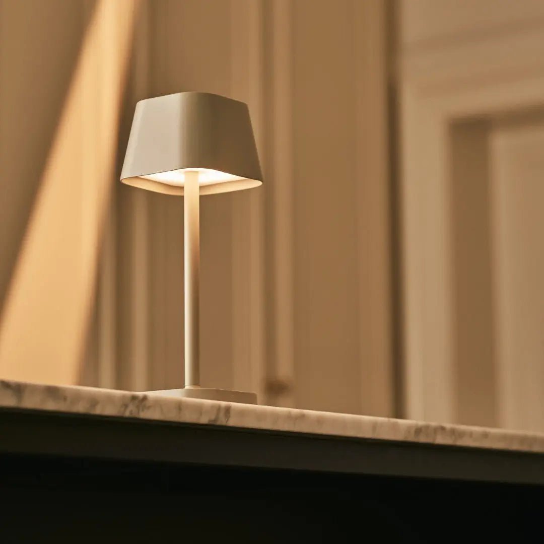 Tafellamp grijs metaal 12 cm Ø 30 cm hoog dimbaar draadloos
