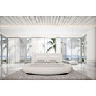Rond bed 140x200 cm LED wit kunstleer