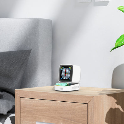 Divoom Ditoo Pro - Bluetooth speaker met instelbare pixelweergave - wit