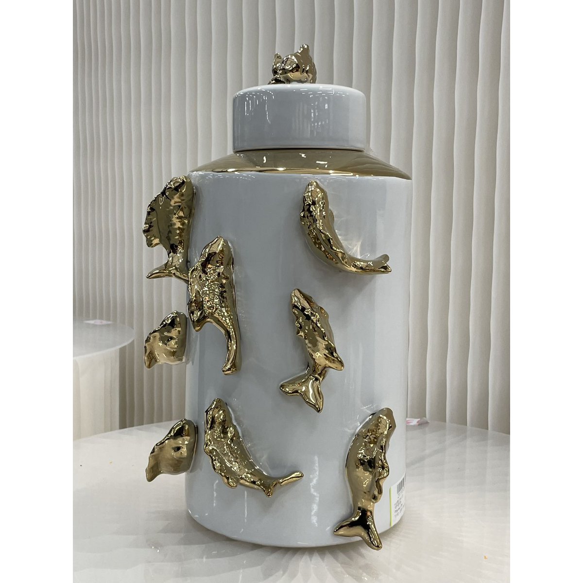 Voorraadpot 35x23 cm wit met gouden vissen
