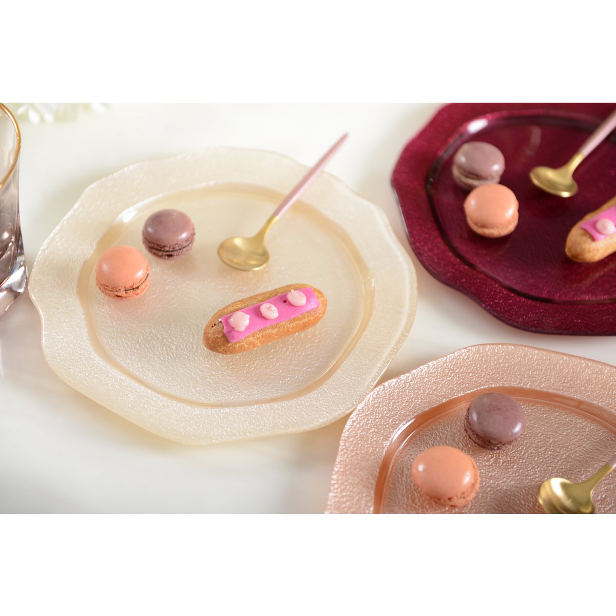 Dessertbord bloemvorm 21.5 cm glas vanille