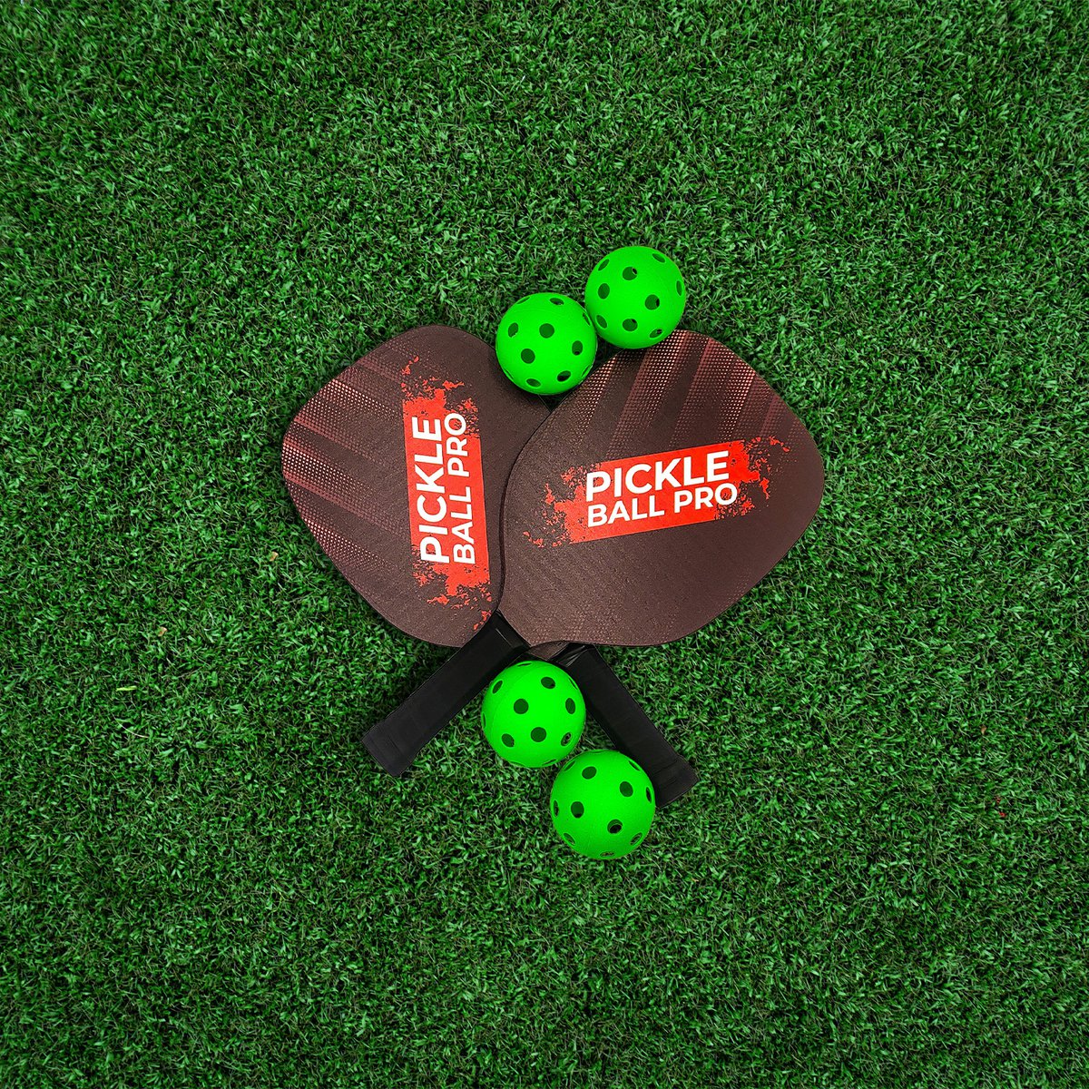 Pickleballset 2 rackets 4 ballen