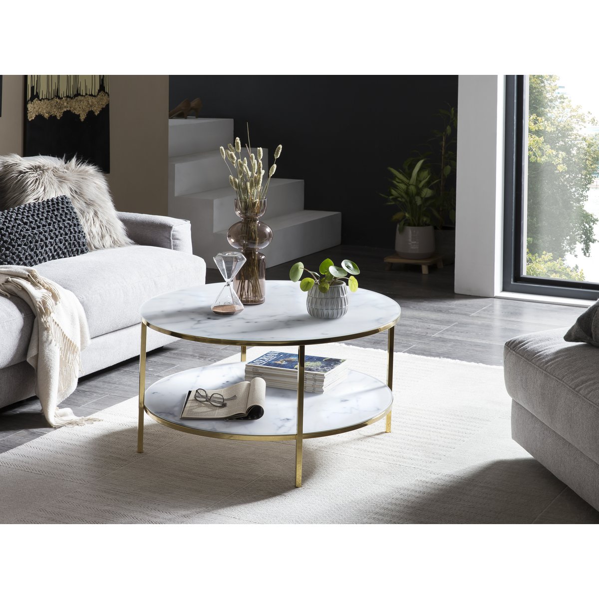 Coffee table with 2 shelves Ø 80 cm