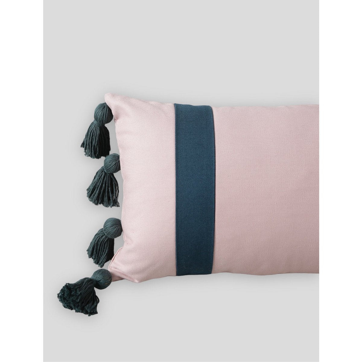 MIREN cushion
