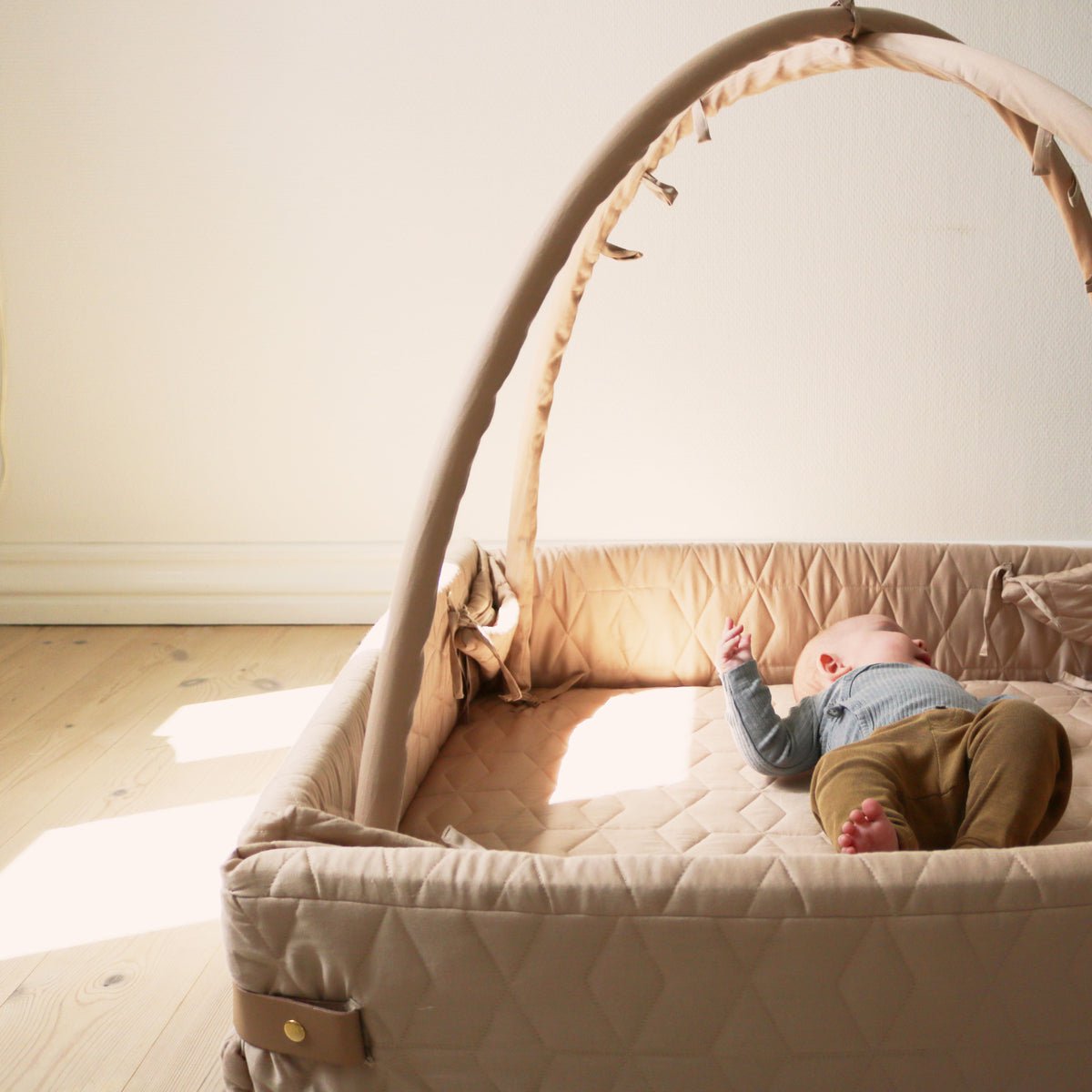 Activiteitennest biologisch katoen Doeskin quilt
