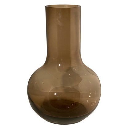 Vaas glas taupe mondgeblazen