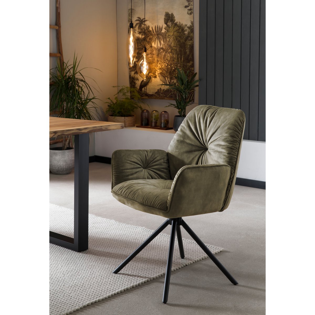 Armchair with 360° swivel function, green