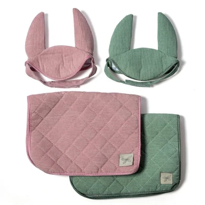 Stokpaard zadeldekje en mutsje groen corduroy