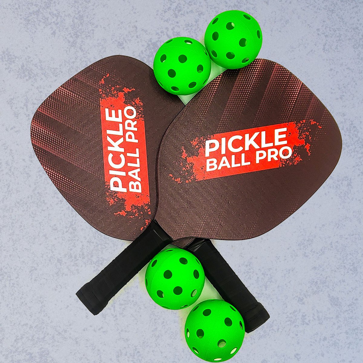 Pickleballset 2 rackets 4 ballen
