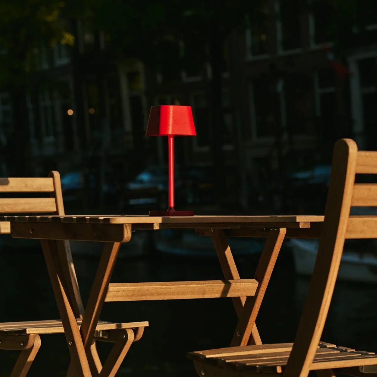 Tafellamp rood Ø12x30 cm oplaadbaar dimbaar IP54