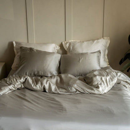 Dekbedovertrek TENCEL satijn taupe